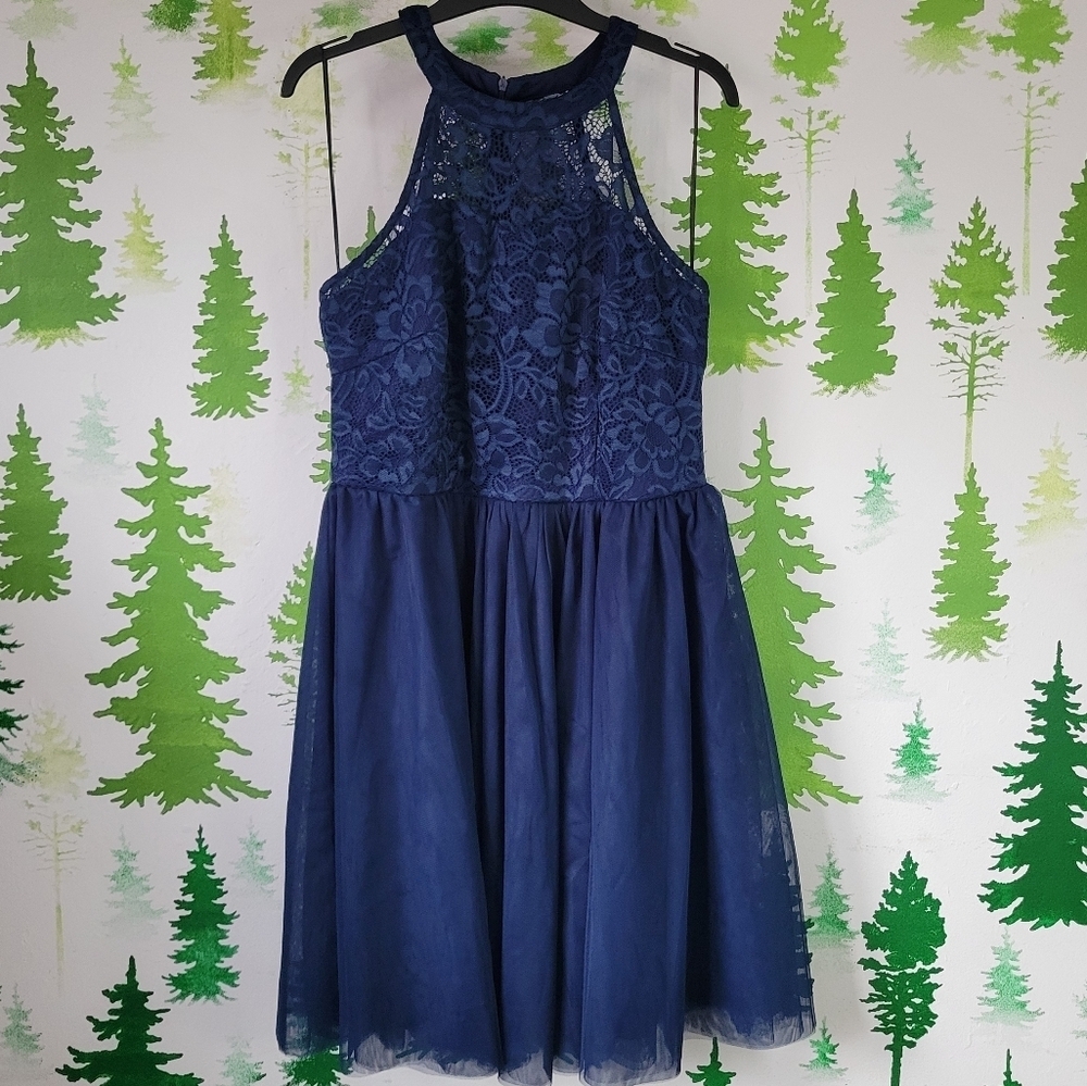 Young Women's Halter Chiffon Lace Dress
